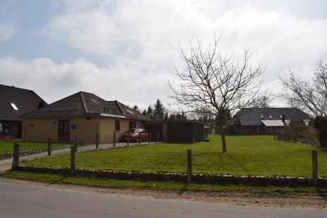 Schönes Einfamilienhaus mit sehr großem Garten